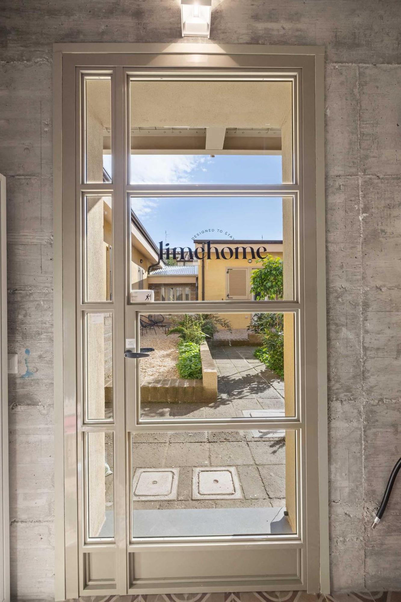 Limehome Rome Via Fortebraccio Екстериор снимка